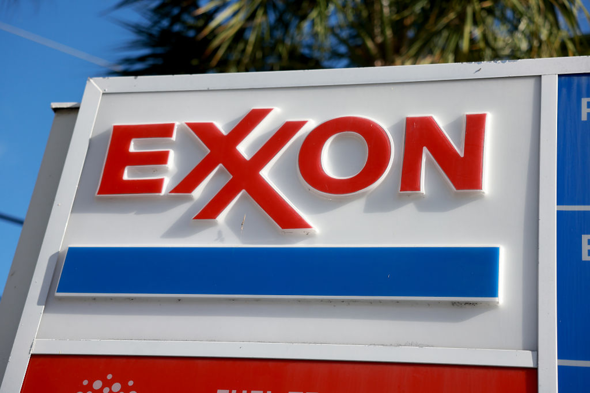 Exxon Mobil разширява шистовия си бизнес със сделка за близо 60 млрд. долара