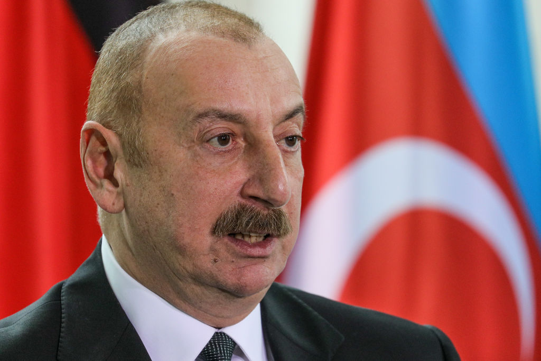 Президентът на Азербайджан заяви, че ако избухне нов конфликт Армения, Франция ще бъде виновна