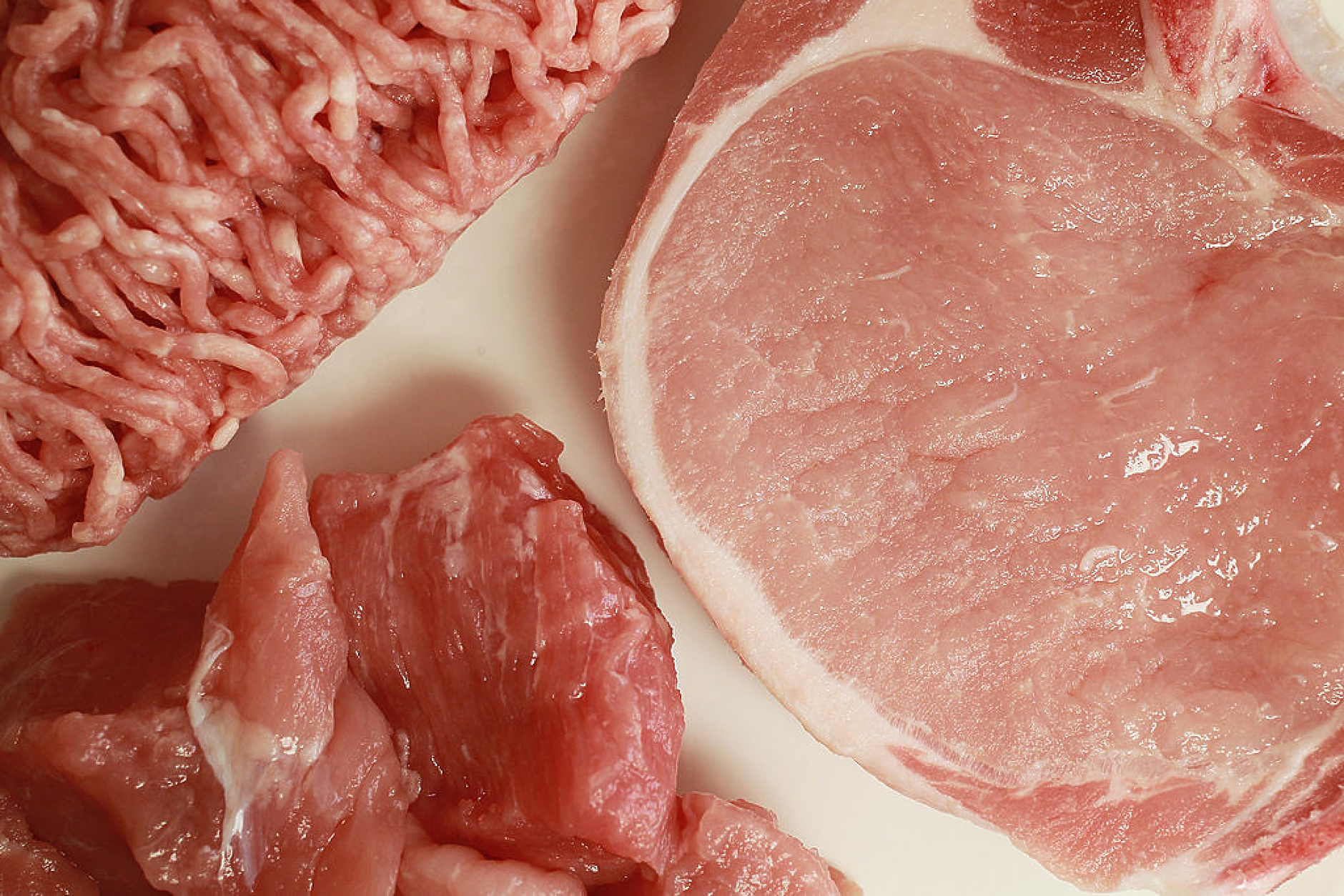 Румънският сенат одобри законопроект, който забранява продажбата на синтетично месо в страната