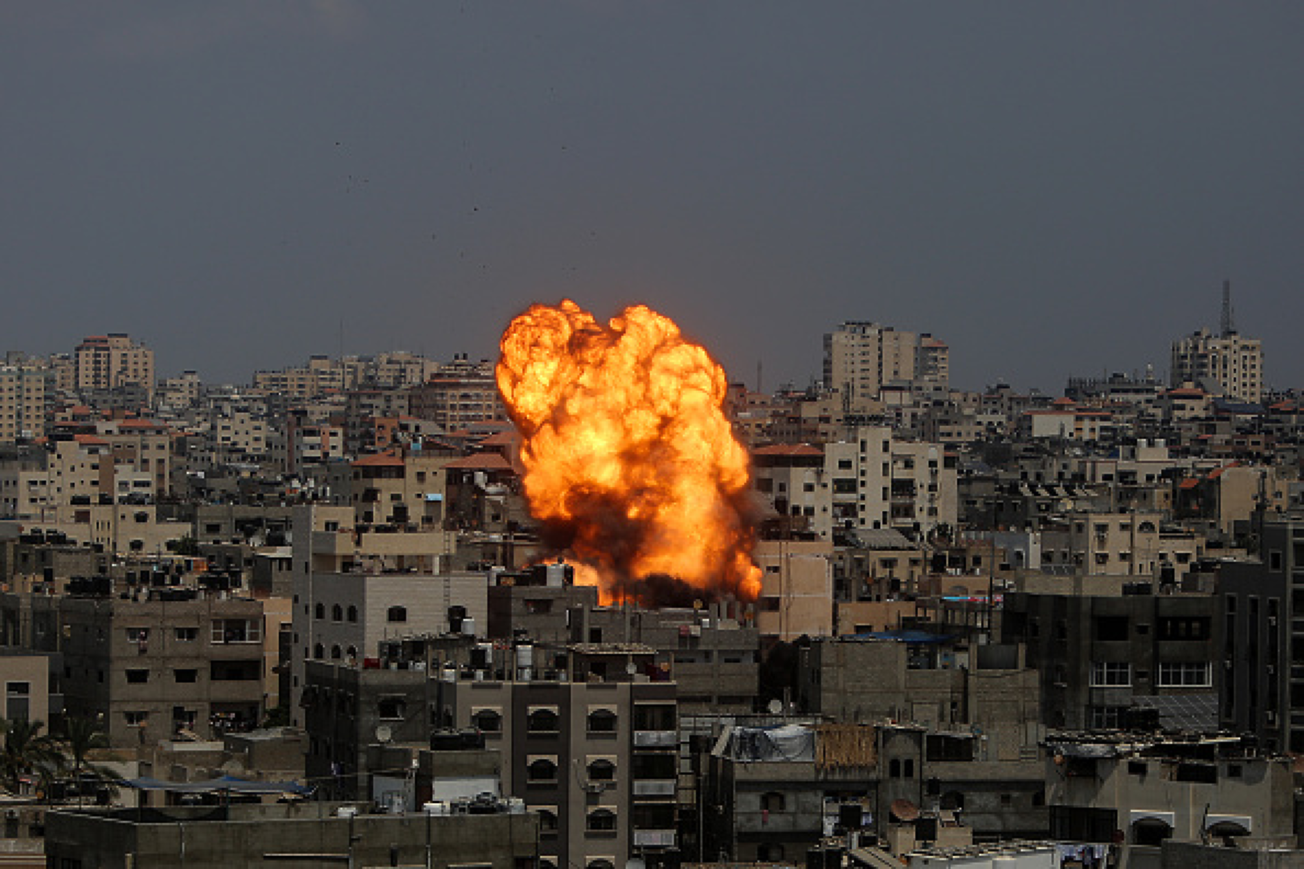 Израел се зарече да държи Газа без вода и ток, докато „Хамас“ не освободи заложиците