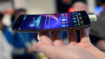 До пет години на пазара ще има смартфони със „самовъзстановяващи се дисплеи“, прогнозират анализатори