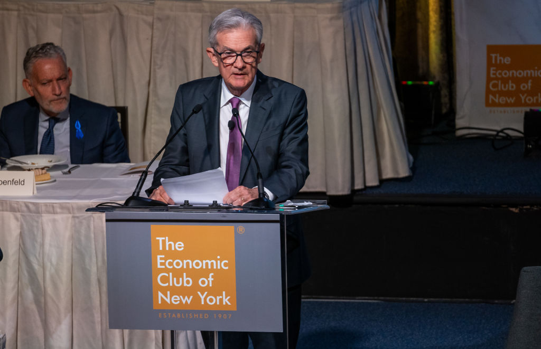 Джером Пауъл: Може да е нужно забавяне на икономическия растеж, за да се постигне целта за инфлацията