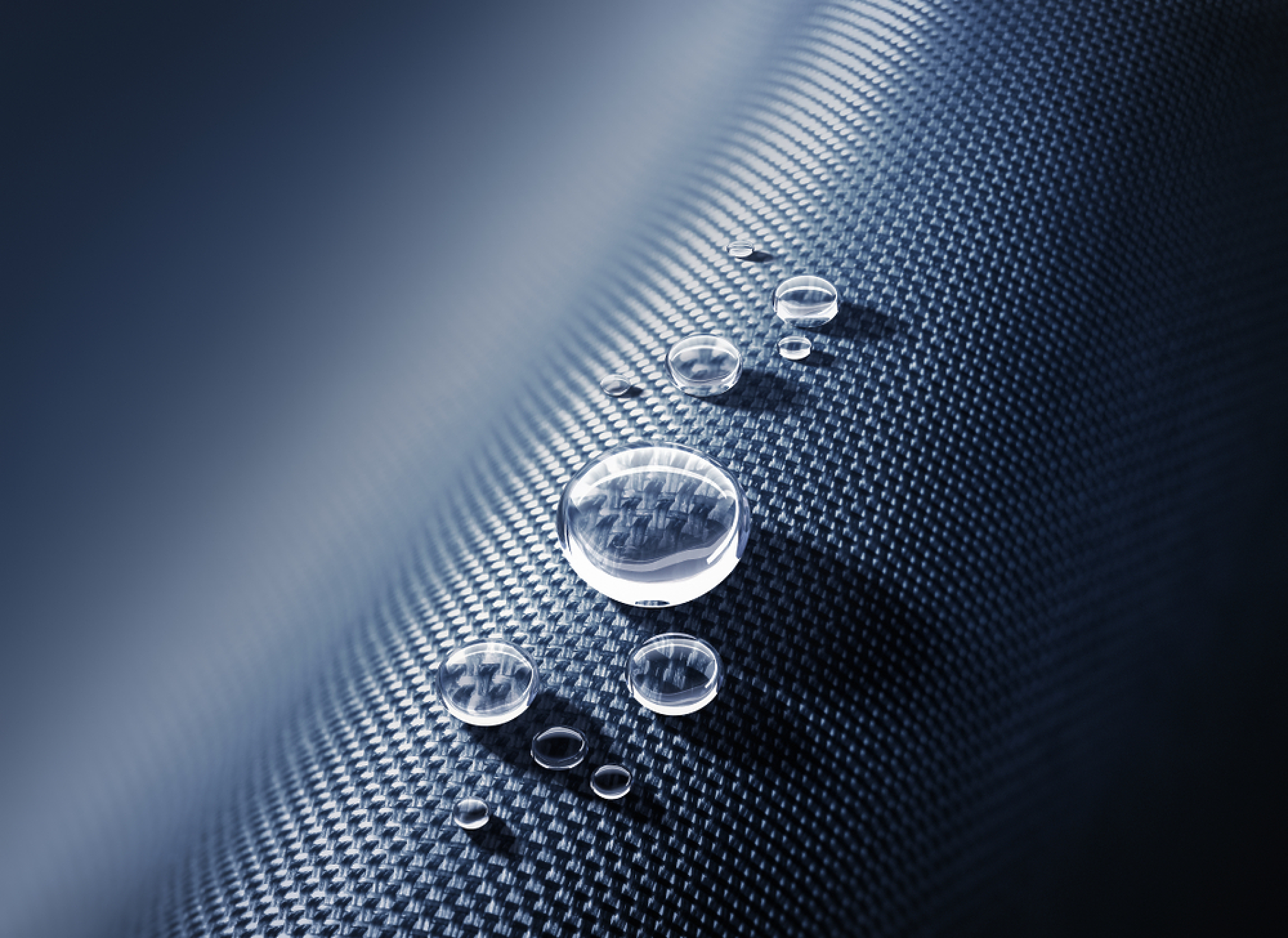 Учени създадоха хидрофобно покритие, което не се мокри с месеци