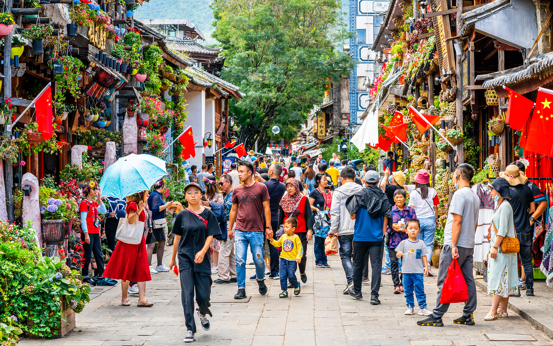 Китайците похарчили  над 103,млрд. долара за туризъм  по време на  златната седмица 