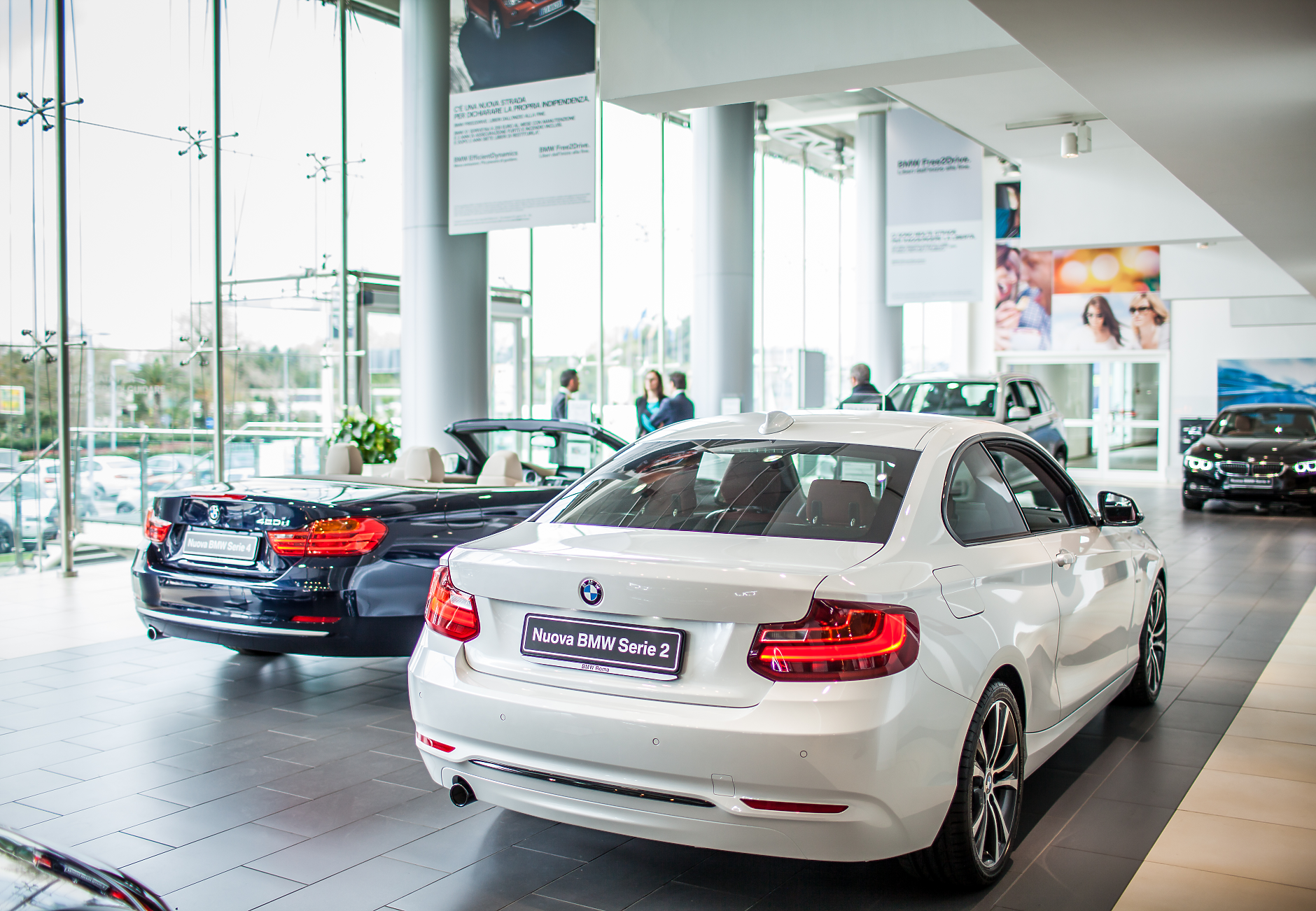 BMW започва директни продажби на автомобили от януари 2024 г.