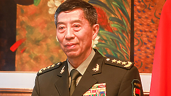 Китайските власти отстраниха Ли Шанфу от поста министър на отбраната