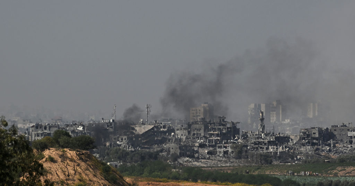 Най-малко 50 палестинци бяха убити при израелски въздушен удар по