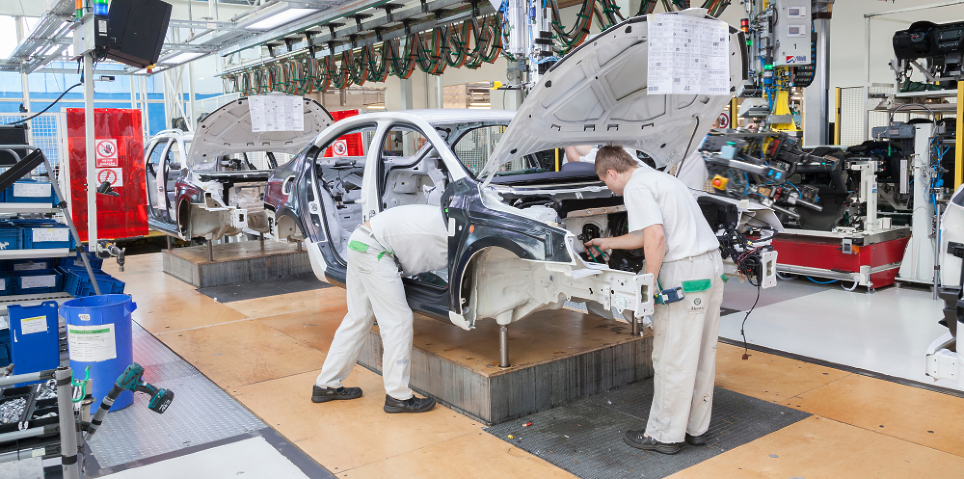Германските автомобилни компании отчитат влошаване на бизнес средата