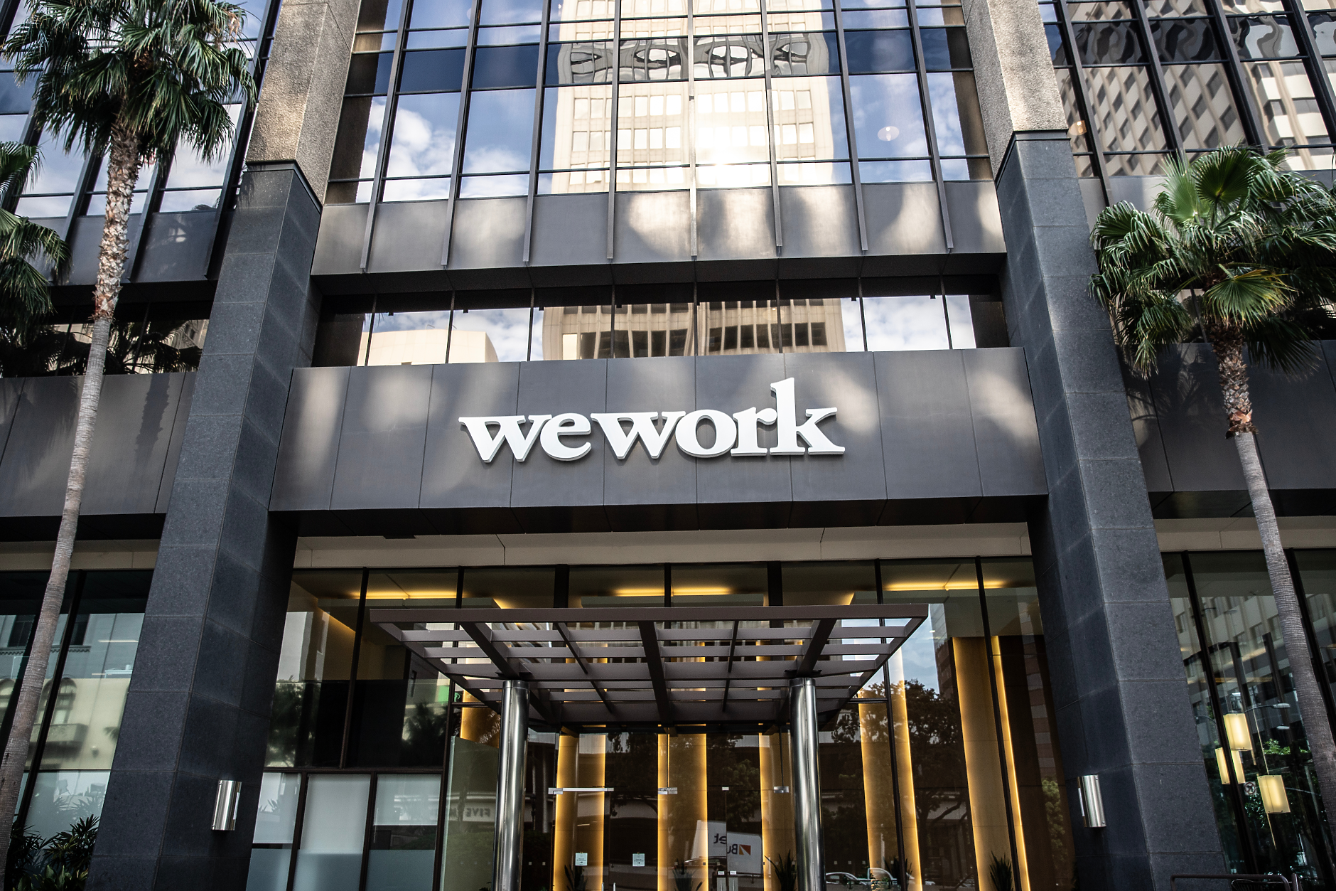 Предизвестен финал: WeWork  подаде молба за банкрут  