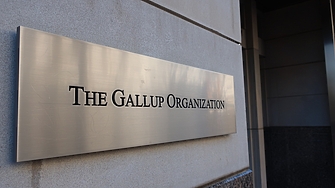 Консултантската фирма Галъп се оттегля от Китай предаде вестник Файненшъл