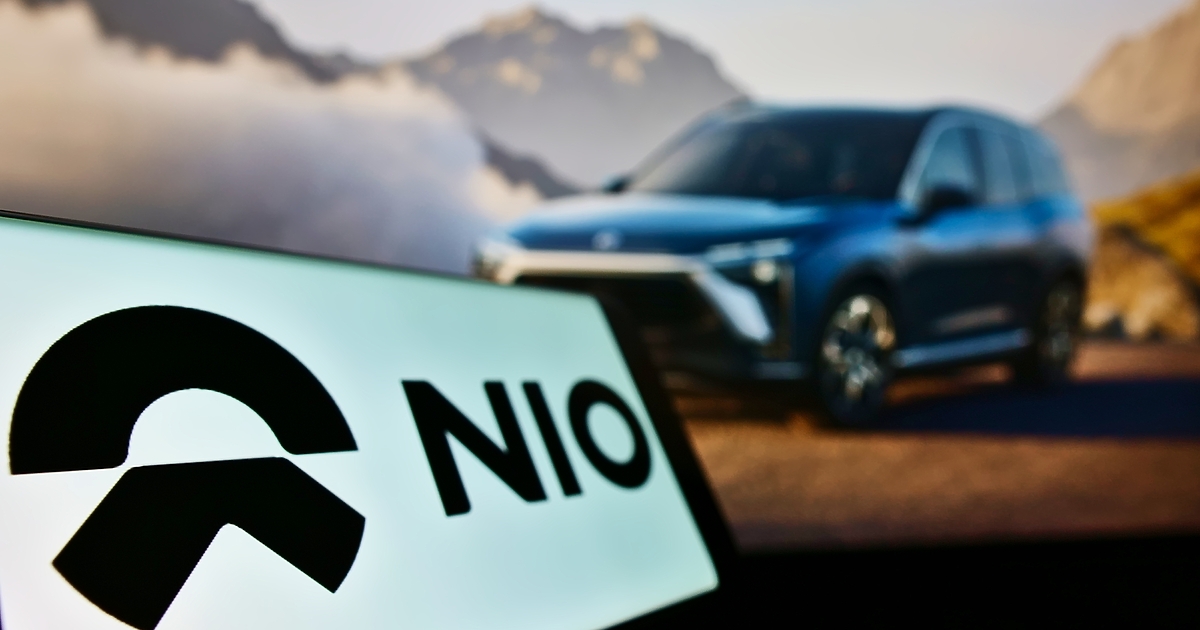 Китайският производител на електрически автомобили Nio  планира да съкрати 10%