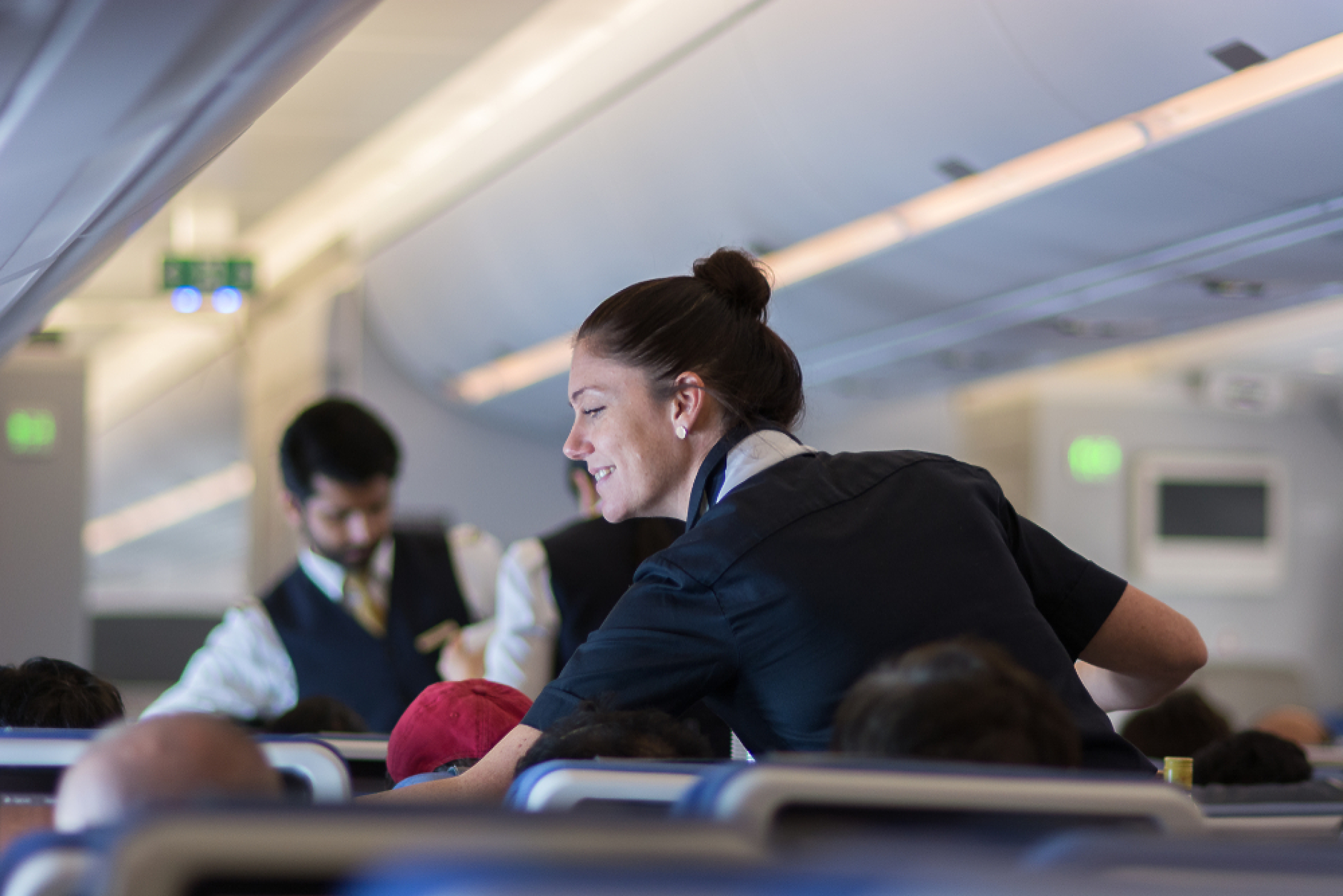Стюардесите в Lufthansa  искат 15% увеличение на заплатите заради инфлацията