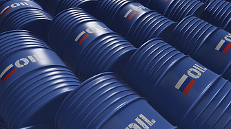 Проучване: 99% от доставките на руски петрол през октомври са били над тавана на цените 