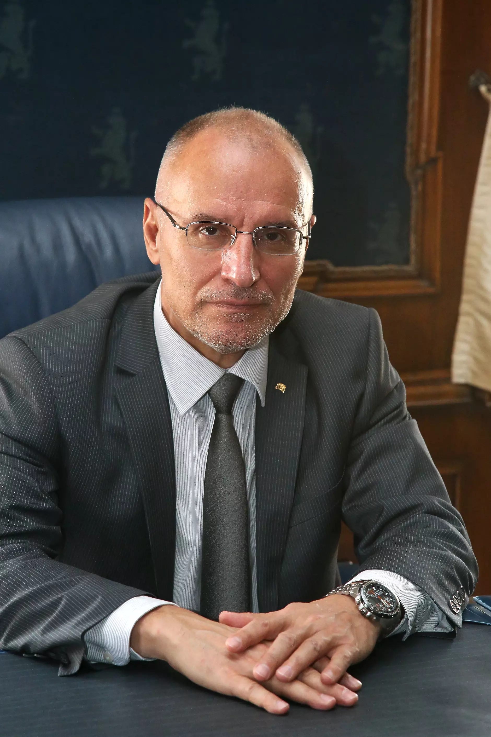 Управителят на БНБ Димитър Радев става  „Доктор хонорис кауза на УНСС“ 