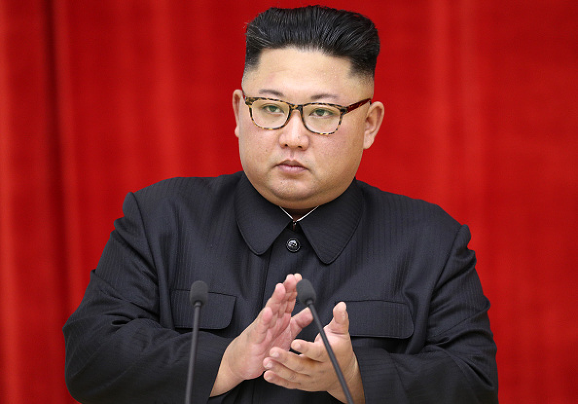 Лидерът на Сверна Корея призова военно- въздушните сили да са постоянно готови за бой