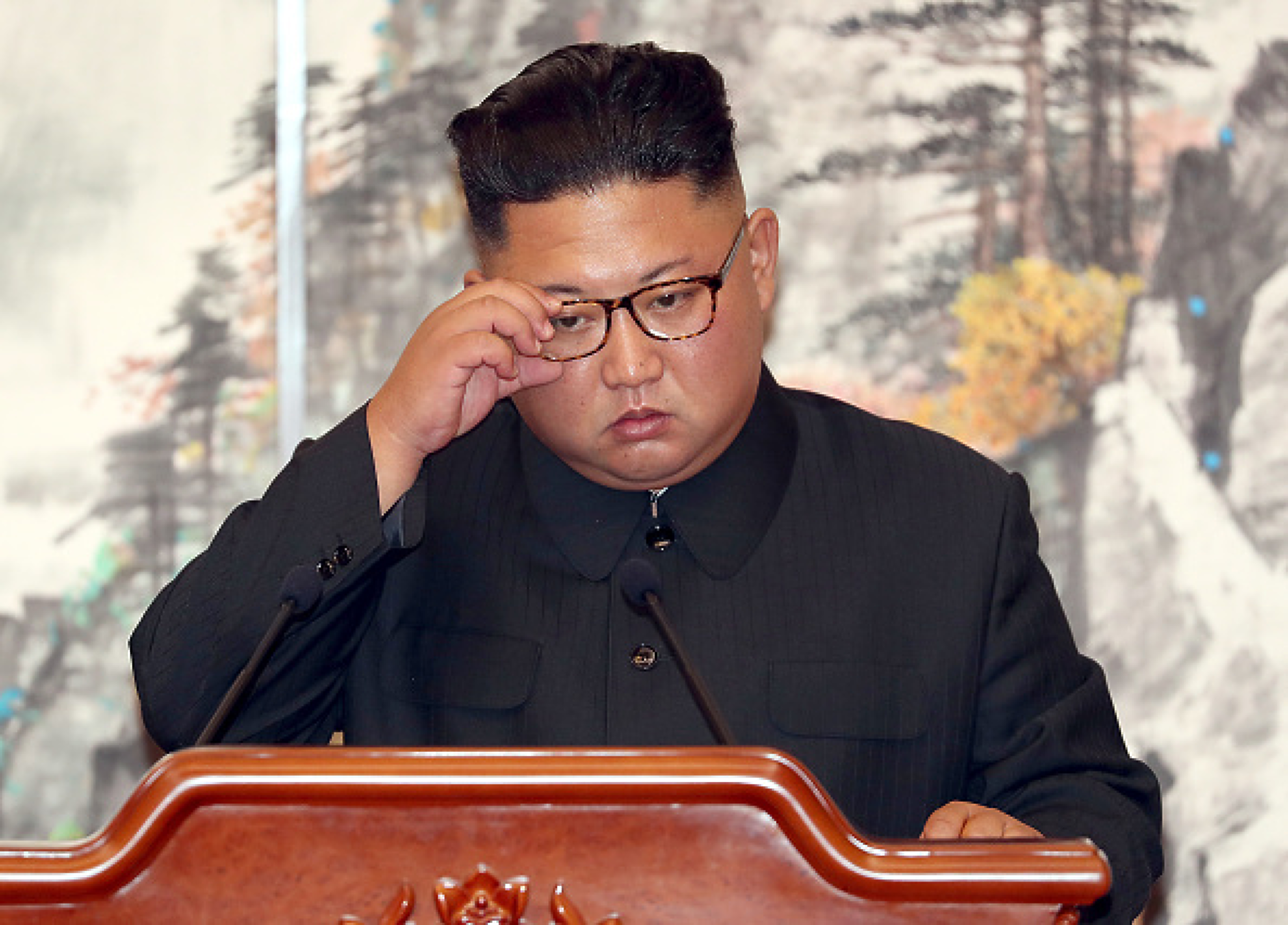 Северна Корея засне Белия дом, Пентагона и самолетоносачи от военен сателит и ги показа на Ким Чен Ун