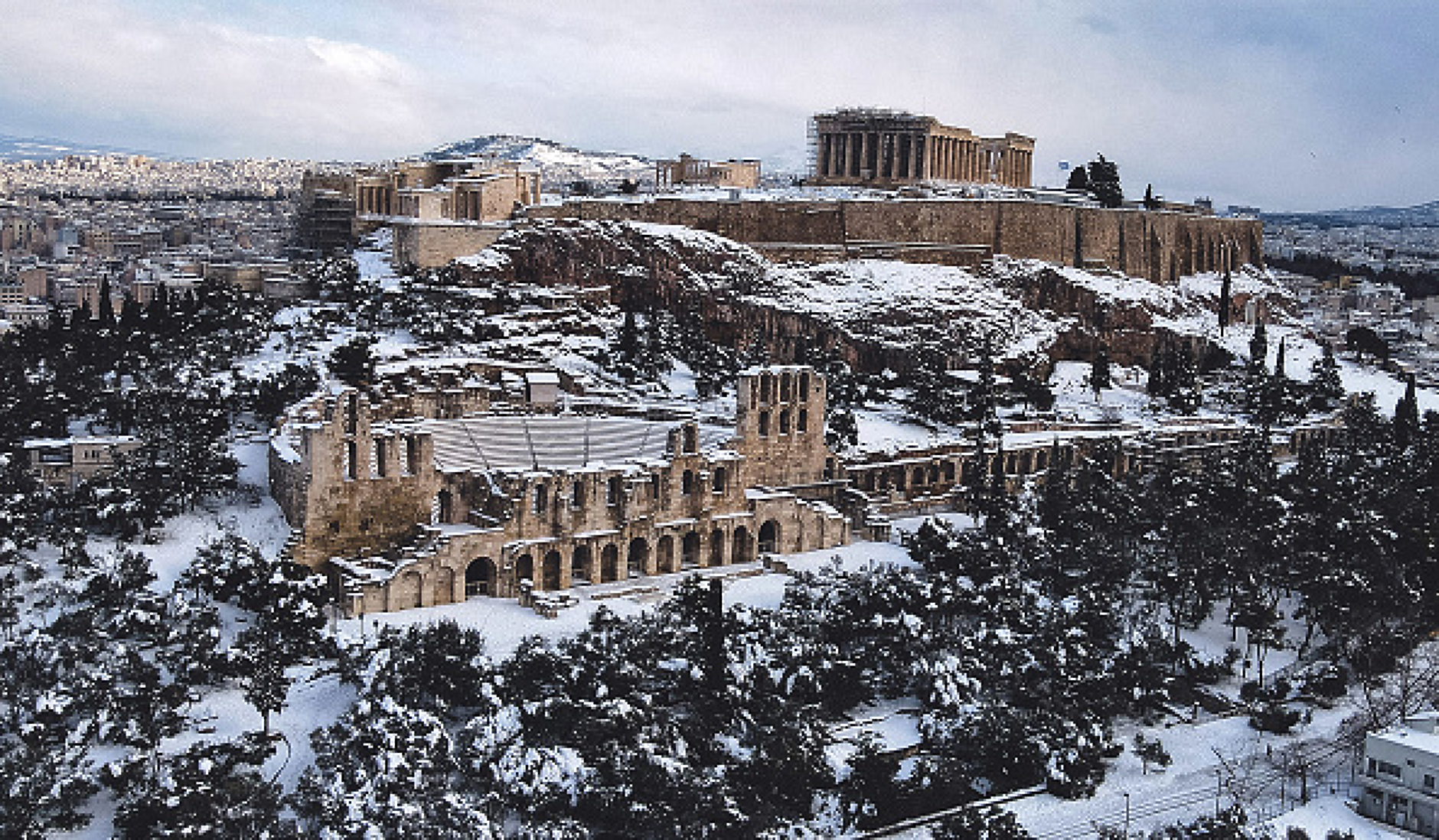 Гърция се готви за голям студ и сняг, 80 евро е глобата за пътуване без вериги