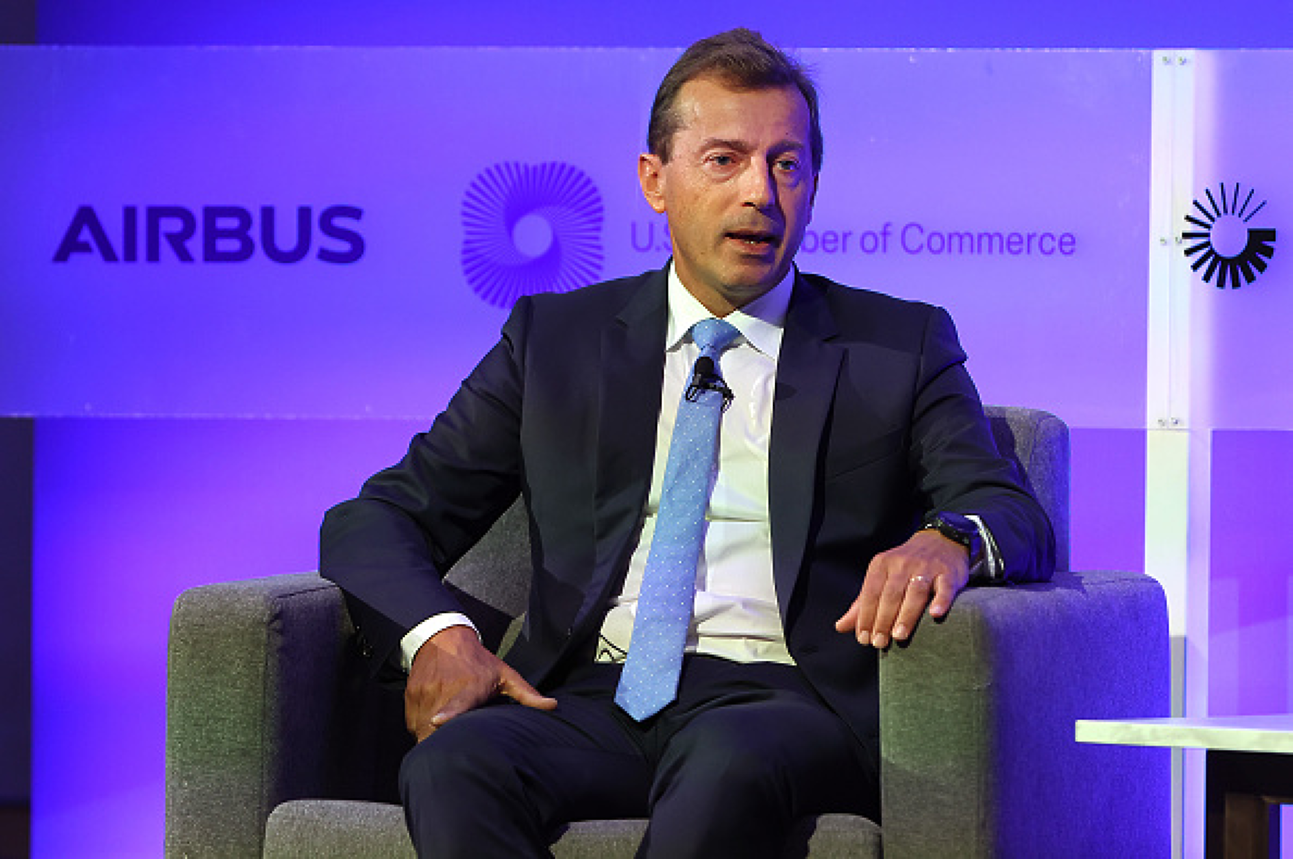 Шефът на Airbus пак пали фитила на търговски спор с допускане на държавна подкрепа за нови самолети