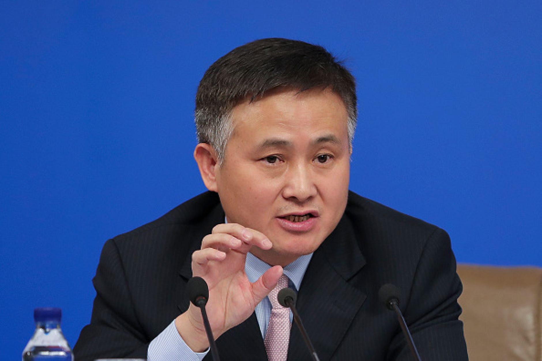 Шефът на Китайската народна банка потвърди 5-процентен ръст на икономиката за годината