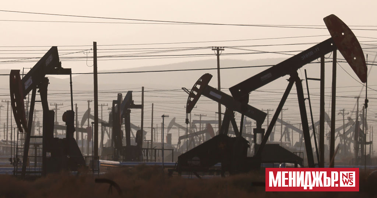 Цените на петрола не намериха единна посока в ранната търговия