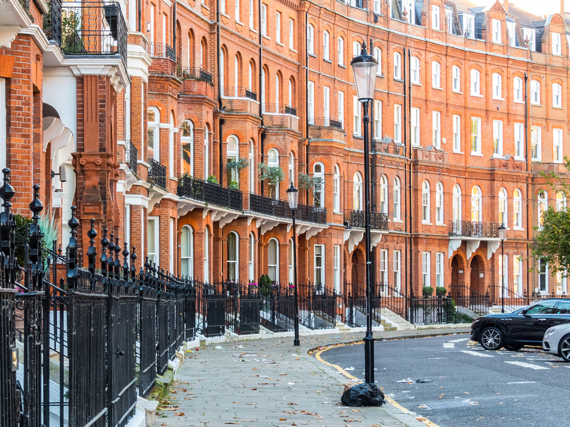 Най-богатите жители на Лондон все повече наемат, вместо да купуват жилища