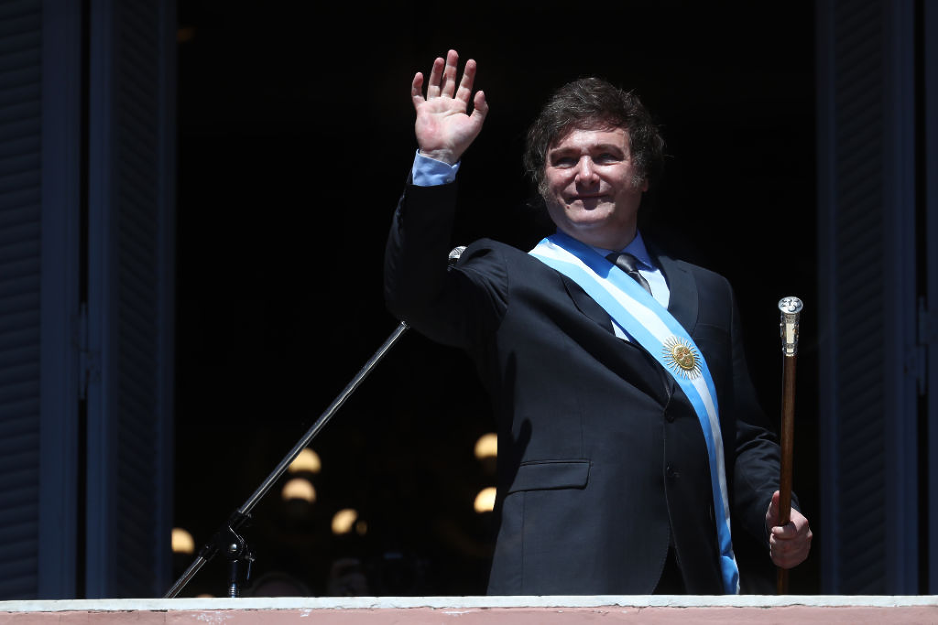 Новият президент на Аржентина предупреди за предстояща „шокова терапия“ за икономиката