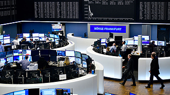 Европейските борсови индекси регистрираха понижения в ранната търговия в понеделник
