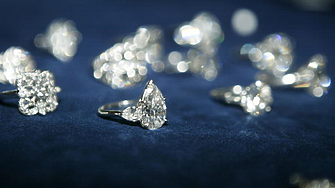Индия откри най-голямата борса за диаманти в света