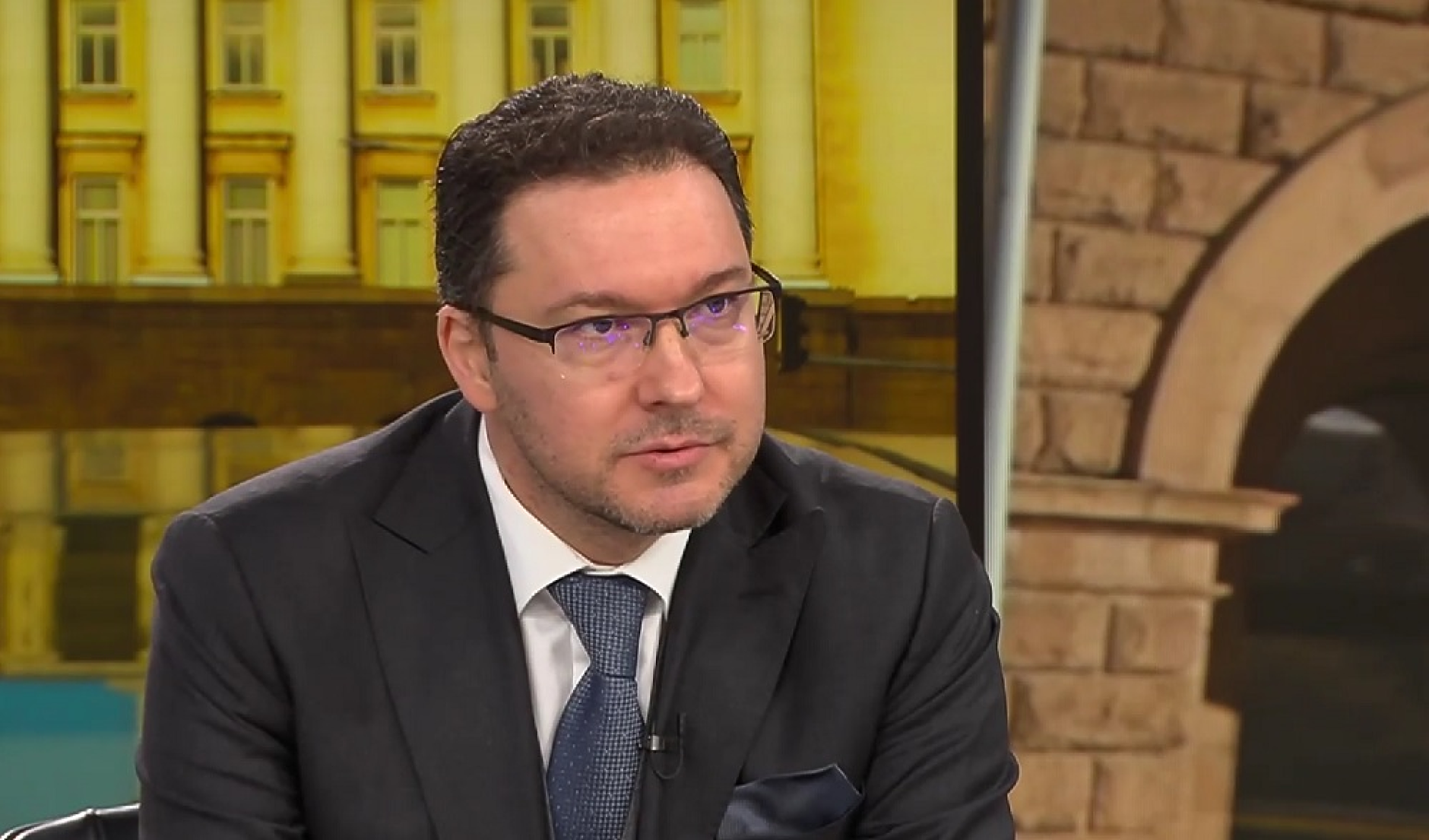 Даниел Митов: Няма никакъв смисъл в момента да вървим на нови избори