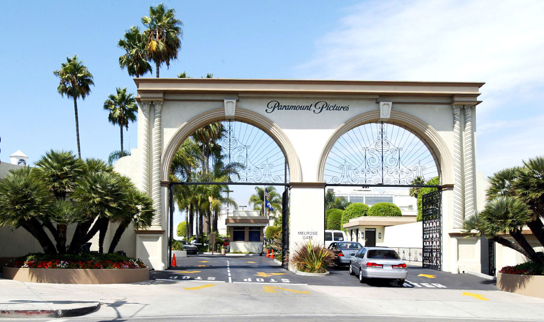 Warner Bros Discovery и Paramount водят преговори за сливане