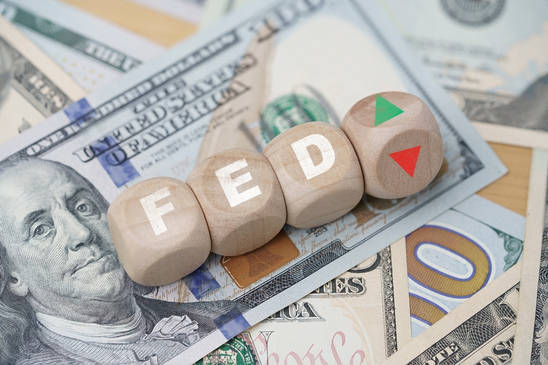 Прогноза: Фед ще намали три пъти лихвените проценти през 2024 г