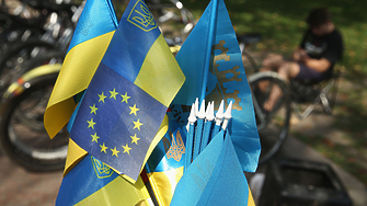 Повече европейци подкрепят перспективата Украйна да се присъедини към Европейския