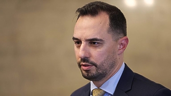 Министърът на икономиката и индустрията Богдан Богданов не изключи възможността