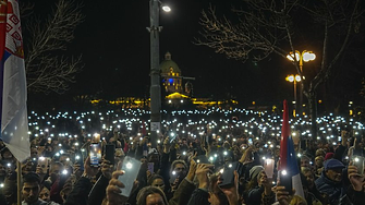 Сблъсъци по време на антиправителствени  протести в Белград 