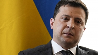 Президентът на Украйна Володимир Зеленски призова украинските дипломати да работят
