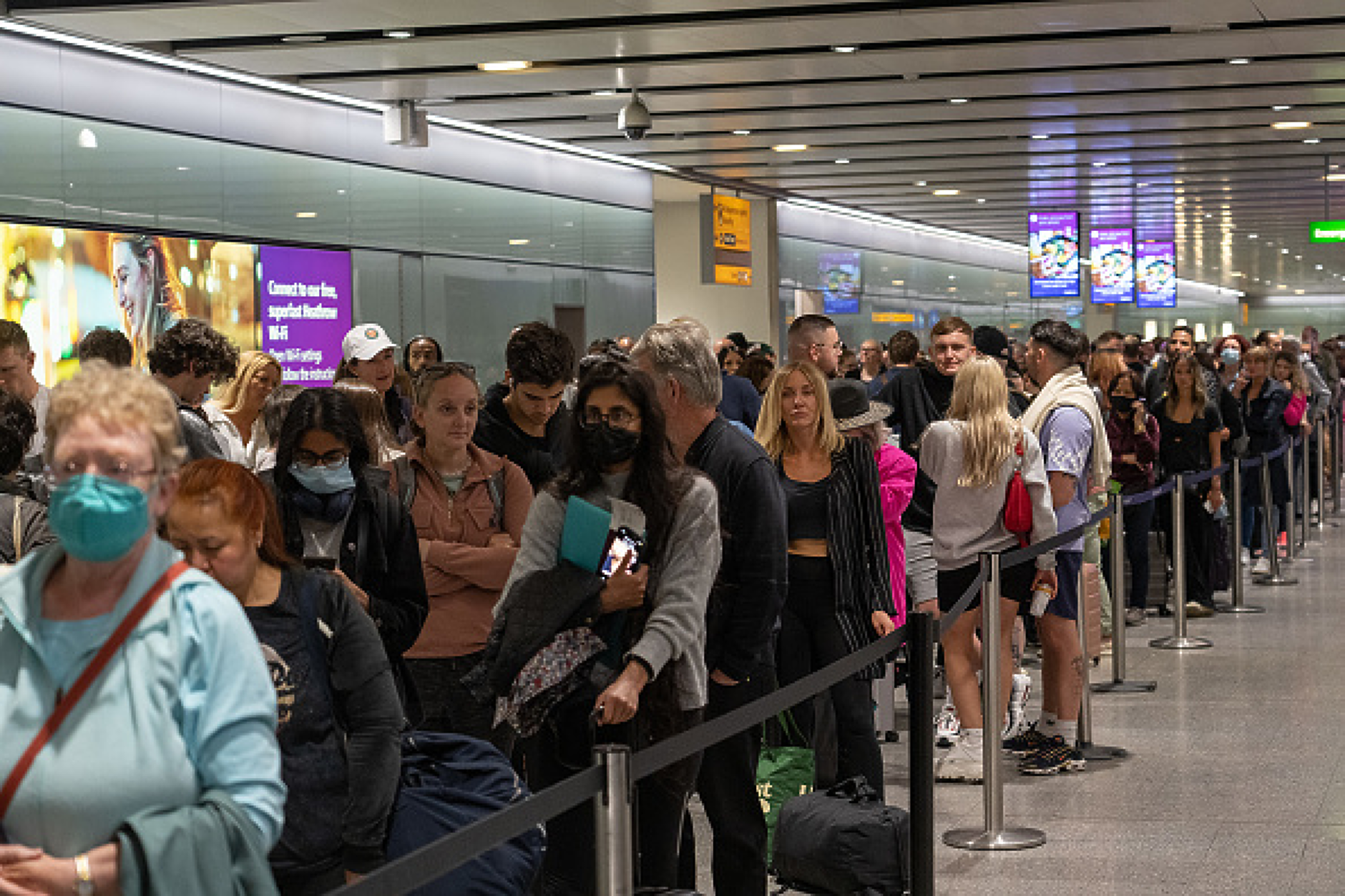 Великобритания сменя паспортния контрол на летищата с технология за лицево разпознаване 