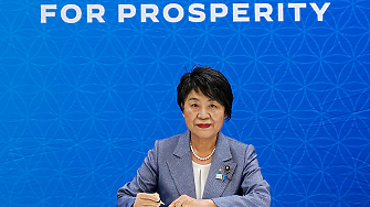 Японският външен министър Йоко Камикава ще направи международна обиколка от