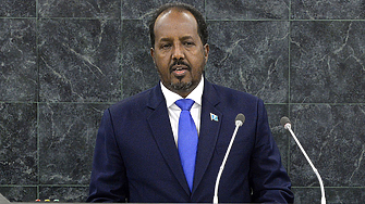 Късно в събота президентът на Сомалия Хасан Шейх Мохамуд подписа