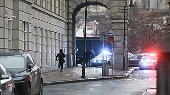 Въоръжен мъж уби 15 и рани десетки в университет в Прага