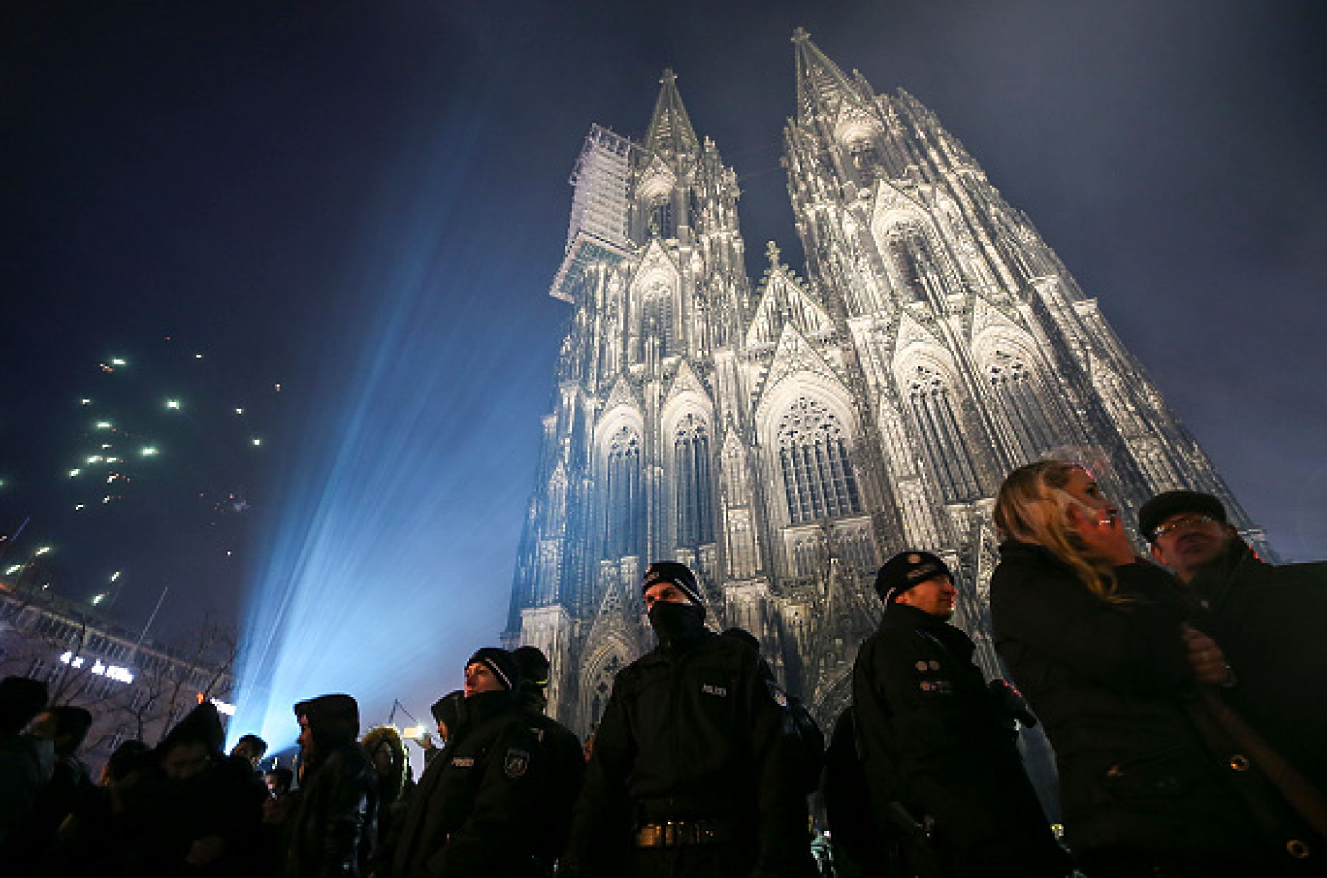 Германските власти арестуваха пети човек за готвения атентат в катедралата в Кьолн
