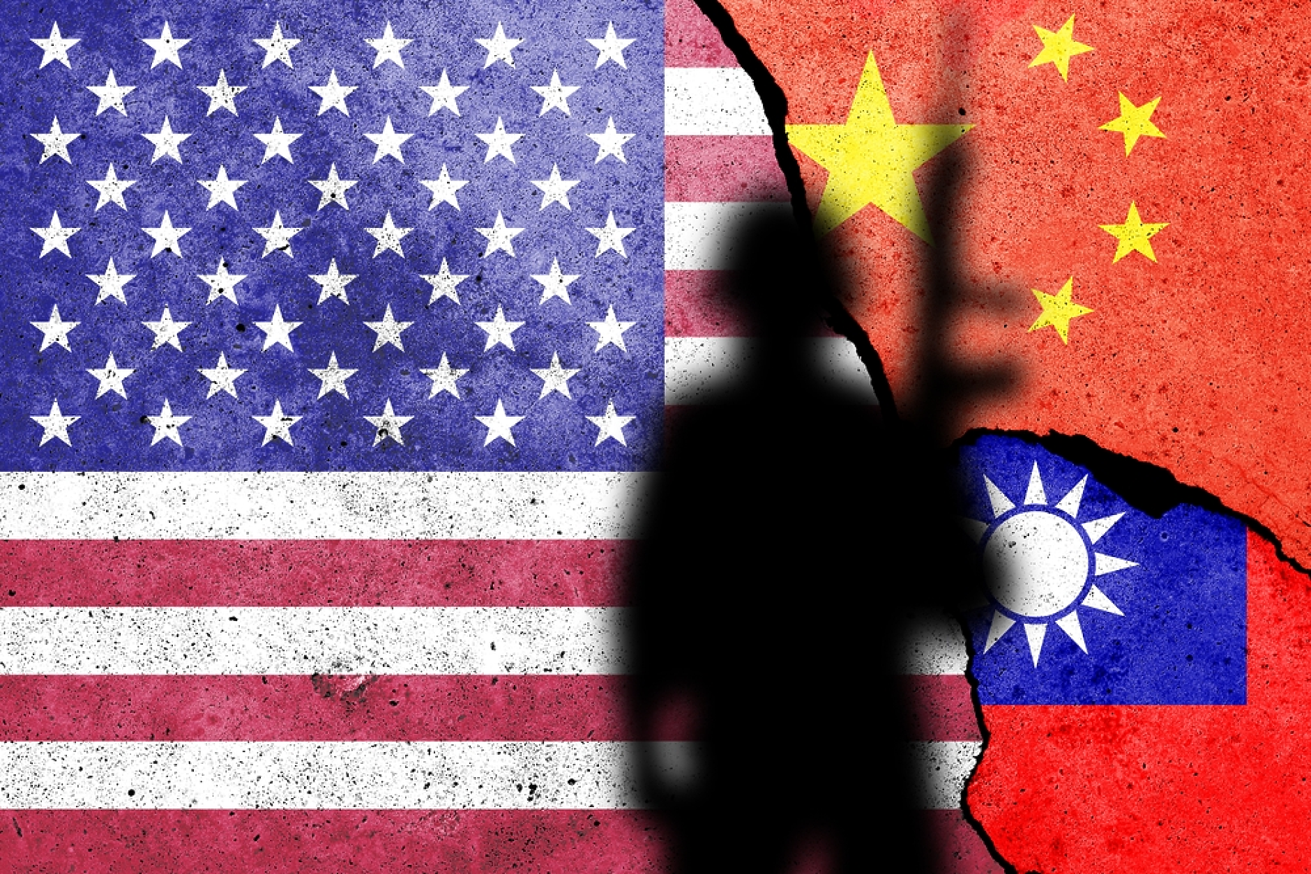 Китай налага санкции на пет американски  фирми заради продажби на оръжия за Тайван