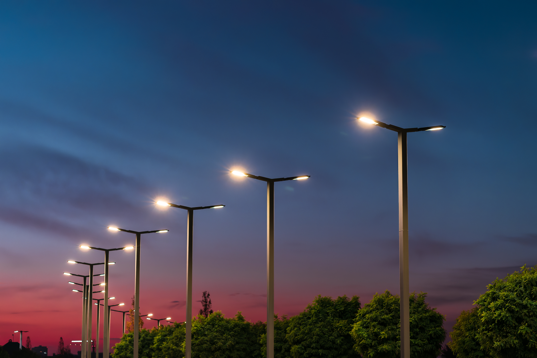Близо 125 милиона лева за енергийно ефективно улично осветление на разположение на общините