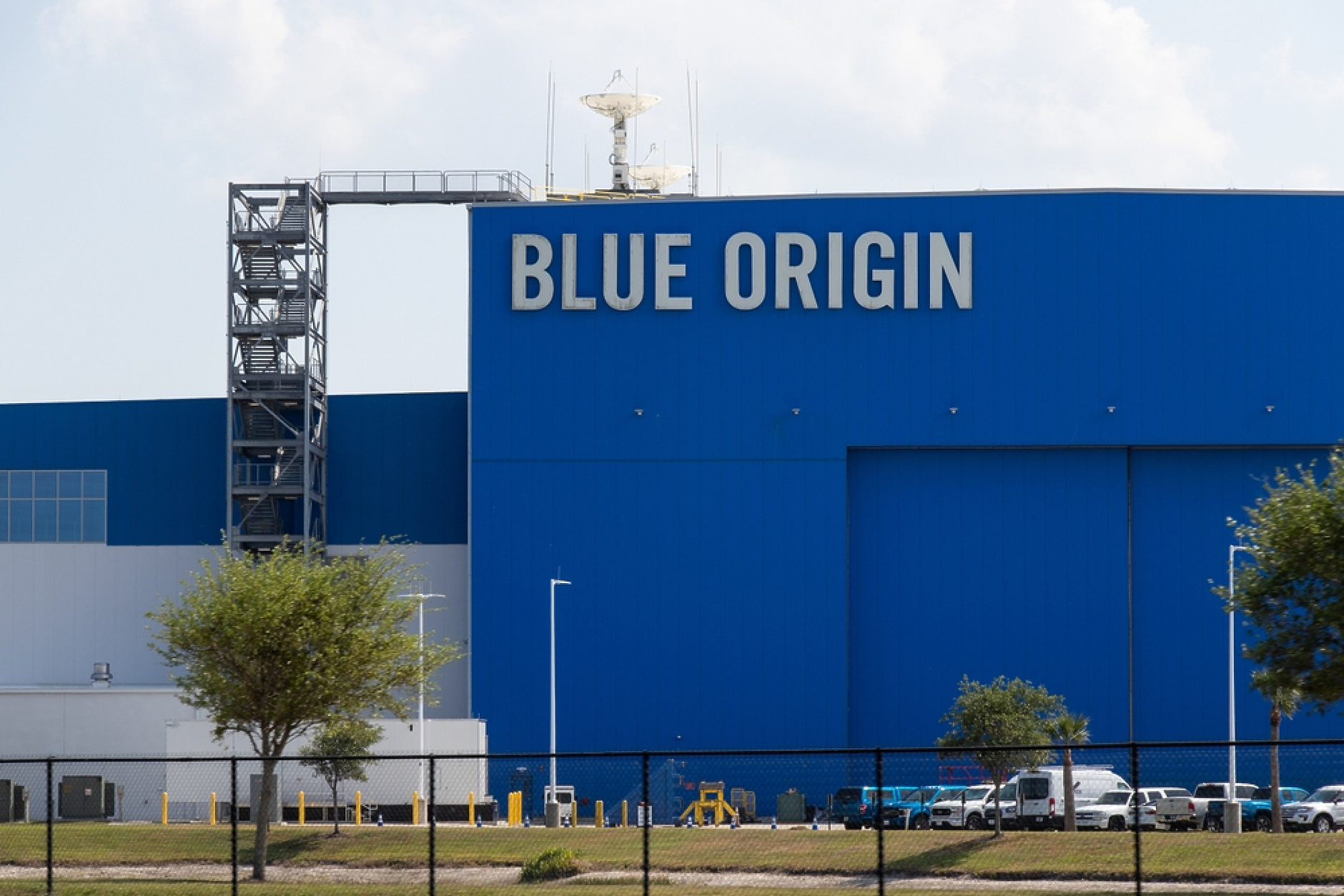 Blue Origin подаде оферта за закупуване на разработчика на ракети United Launch Alliance aerospace