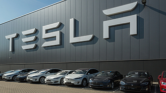 Американският автомобилен производител Tesla официално стартира нов проект в Шанхай