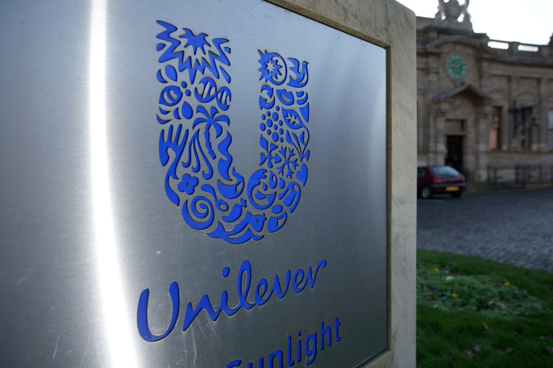 Бум на частни марки свива пазарния дял на гиганта Unilever в САЩ и Европа