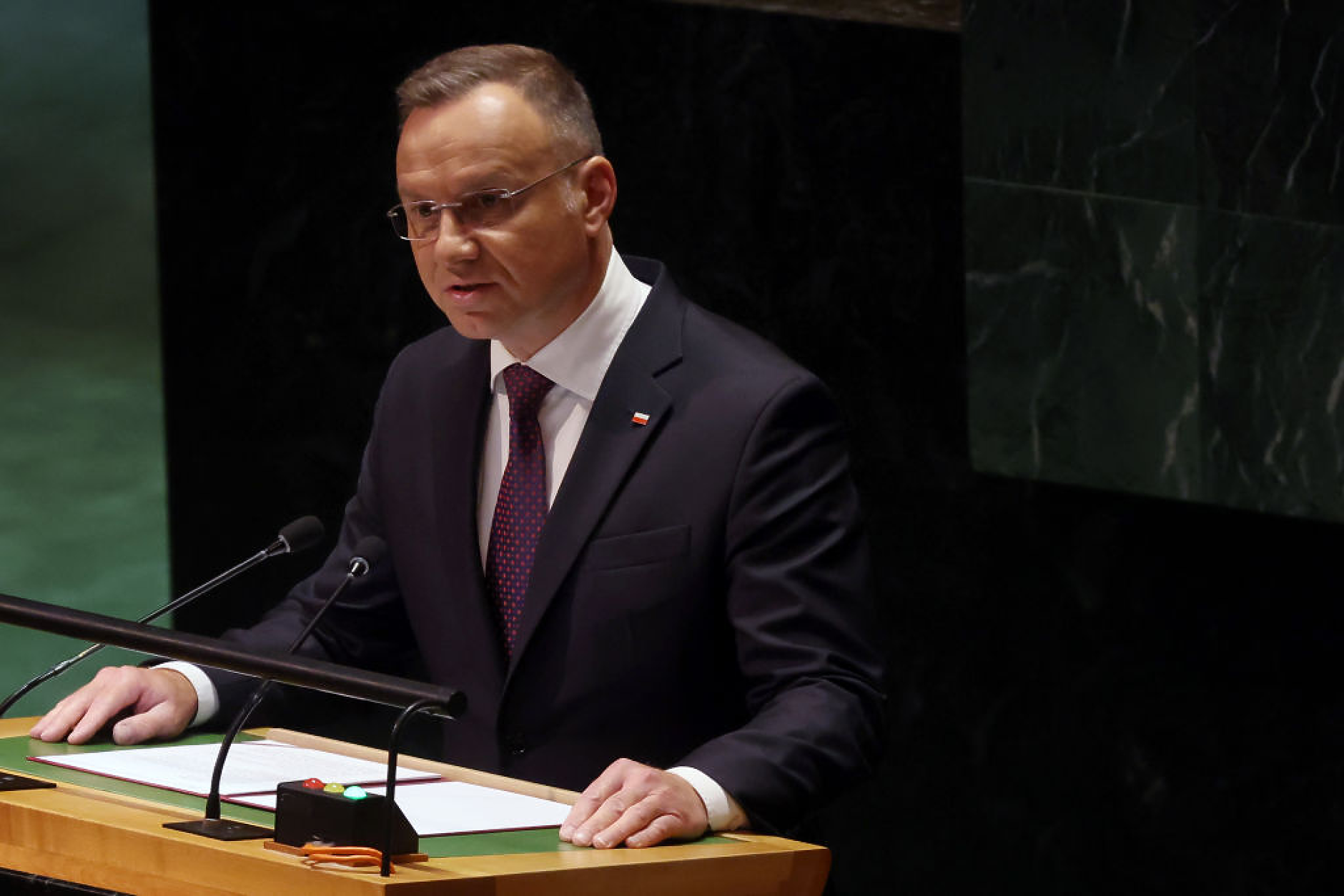 Полският президент разкритикува изпълнителния орган на ЕС за блокирането на средства