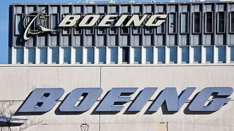 Boeing назначи пенсиониран адмирал от Военноморските сили на САЩ за да