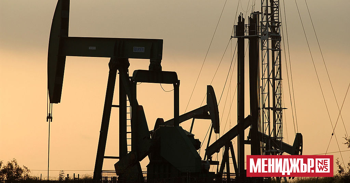 Цените на петрола не намират единна посока в ранната търговия