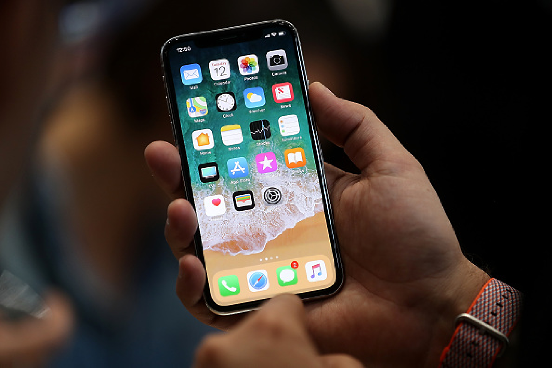 iPhone на Apple за първи път стана най-продаваният смартфон в Китай 
