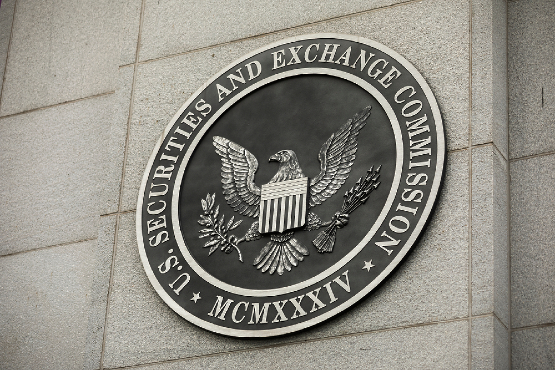 Комисията по ценни книжа и борси на САЩ одобри създаване на борсово търгувани фондове за биткойн